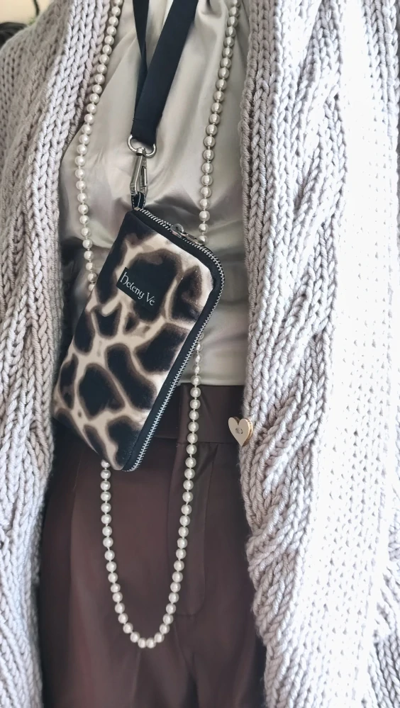 Obal na mobil zebra