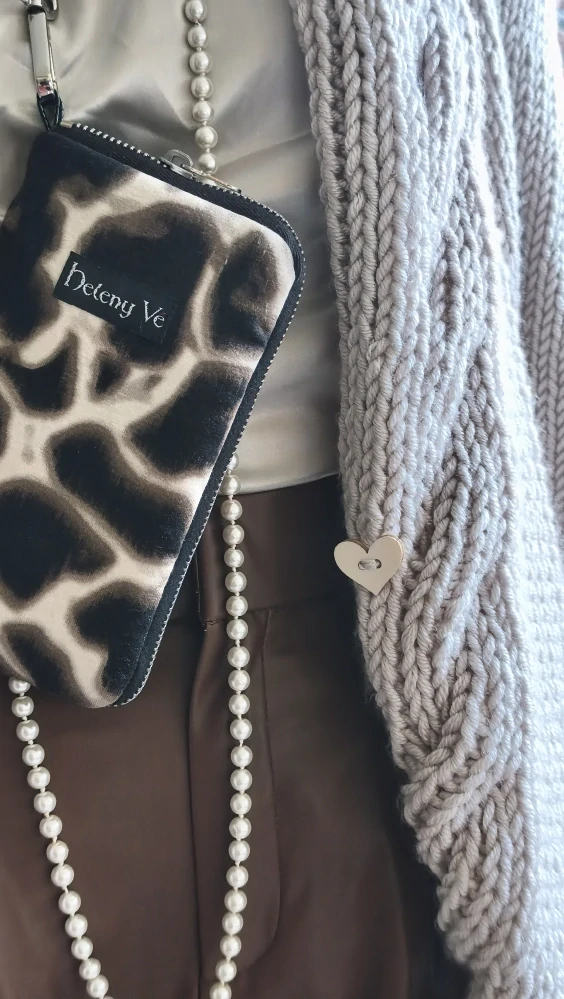Obal na mobil zebra
